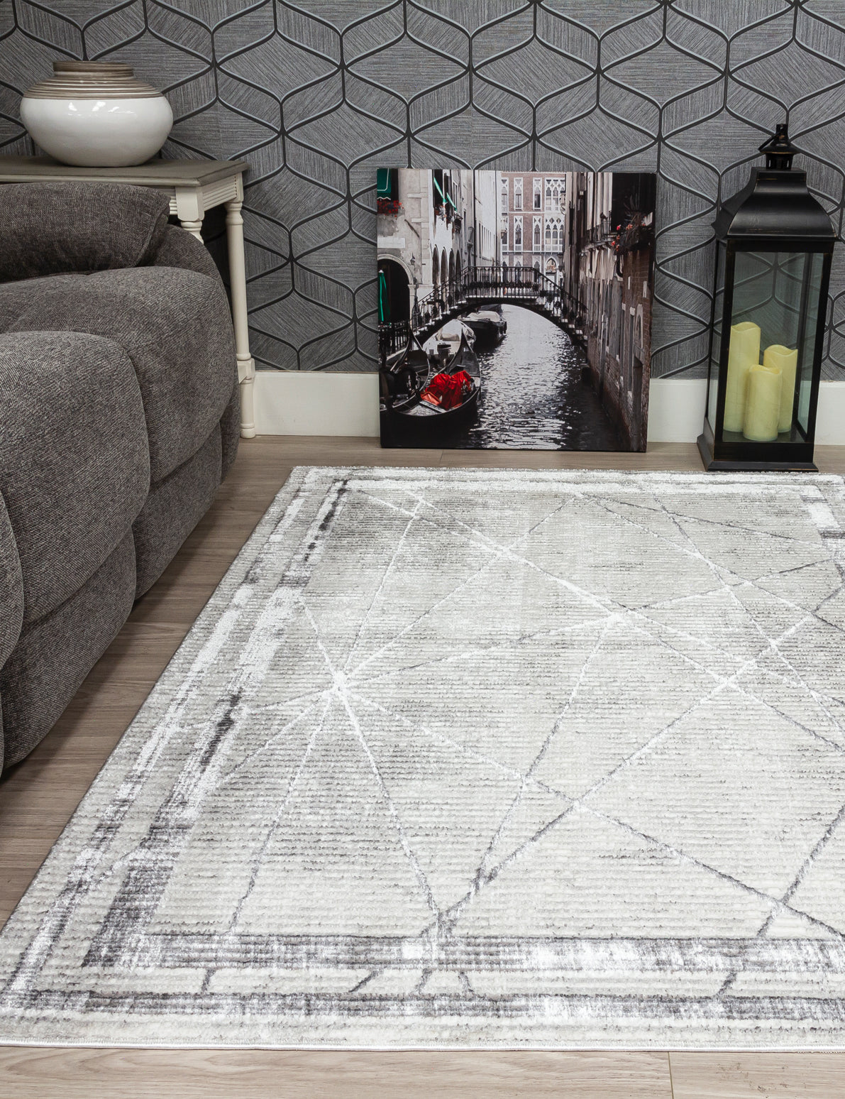 Glitz Art Deco Grey Rugs