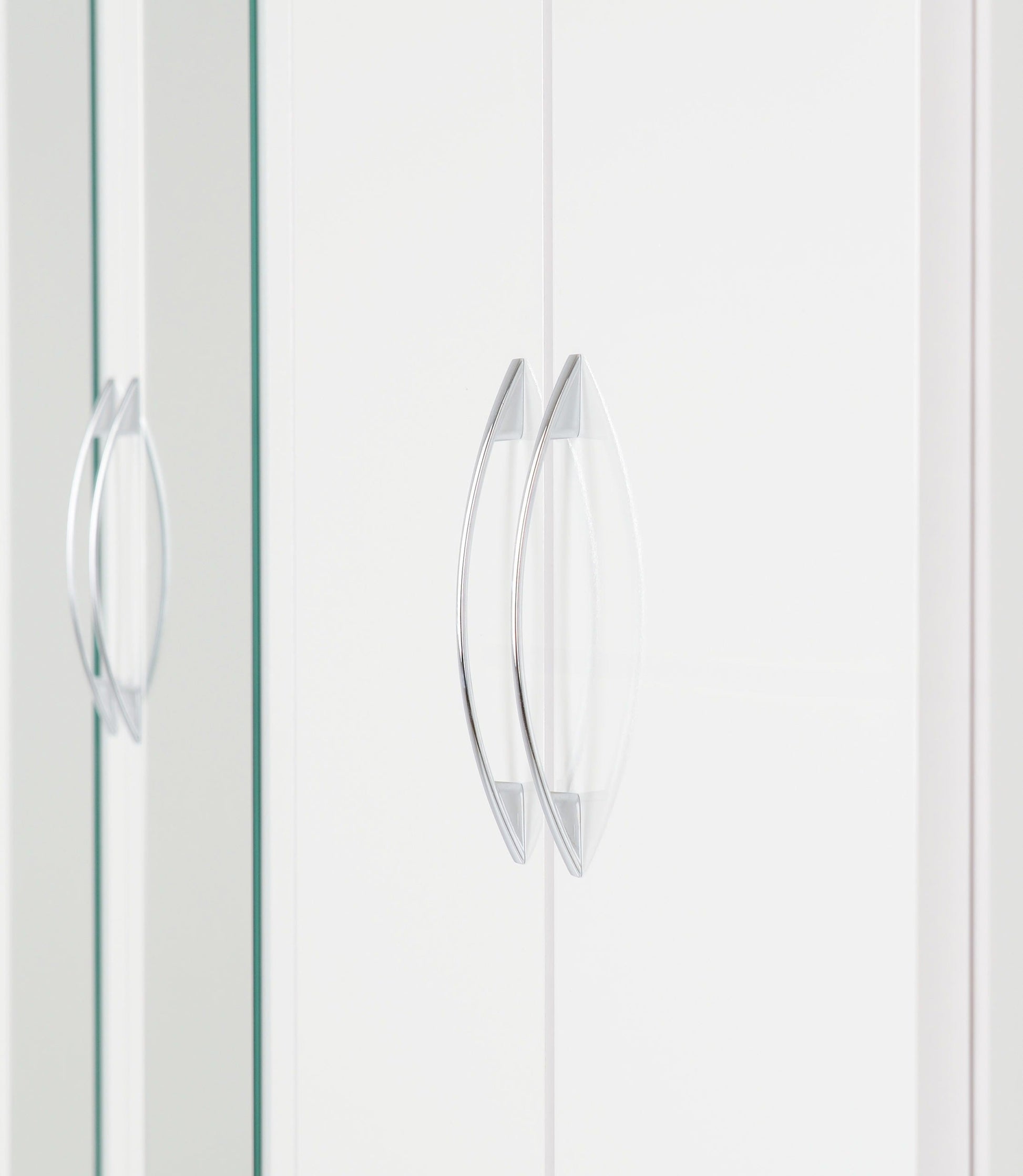 6 door white wardrobe