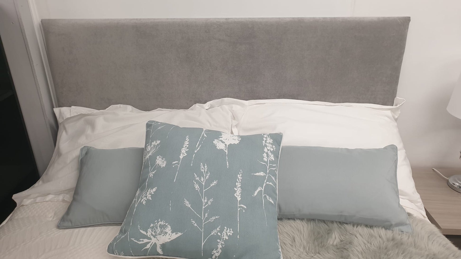 Divan Bed Set - Vermont 1000 Mattress with York &;Headboard in Comet Silver fabric.