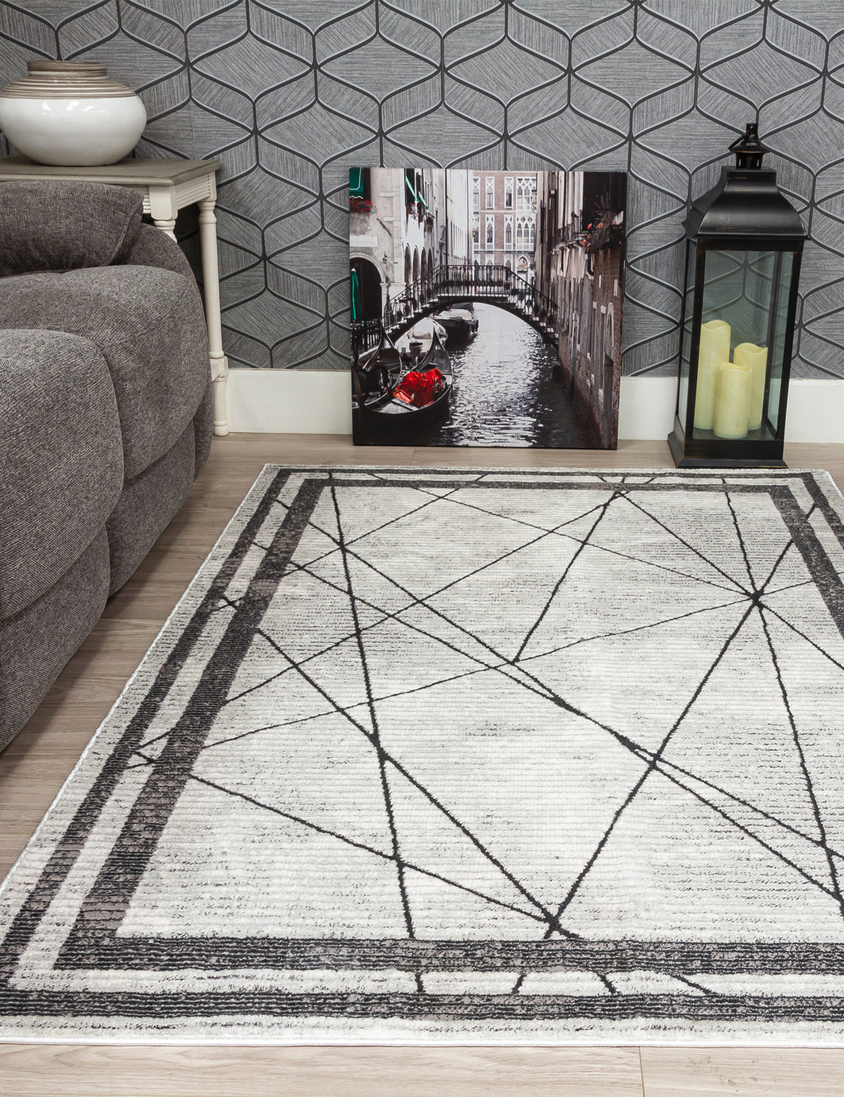 Glitz Art Deco Grey Rugs