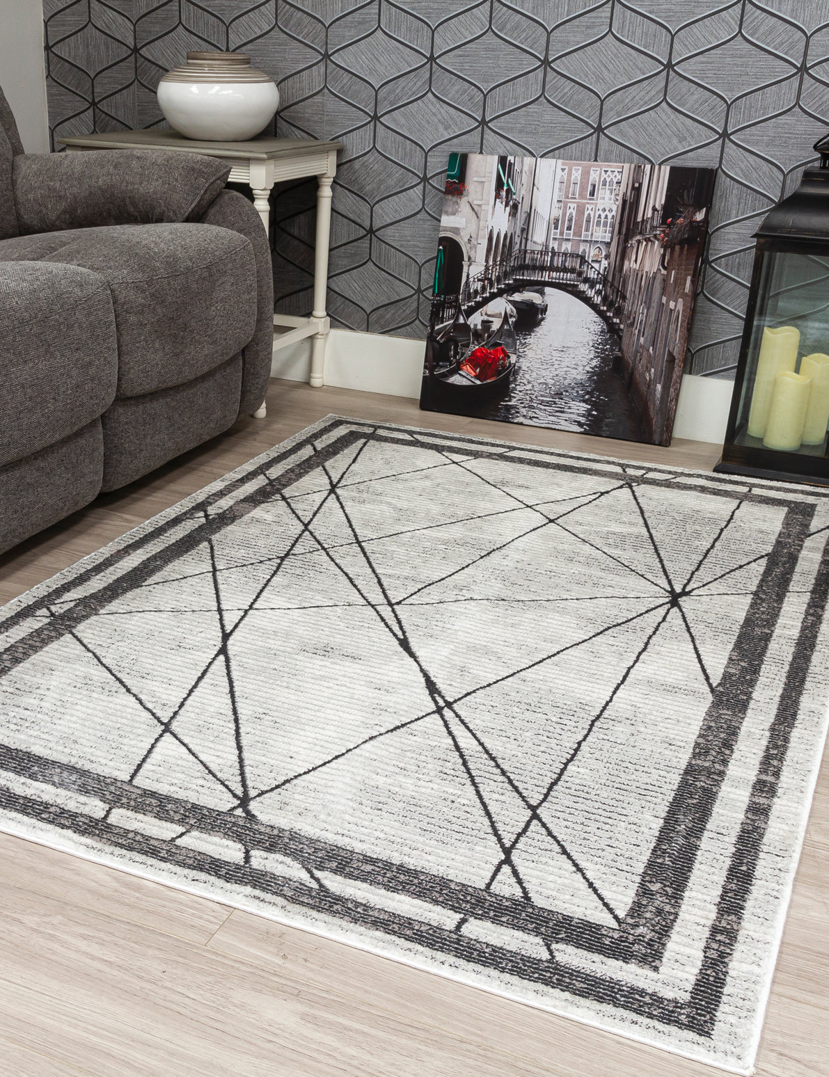 Glitz Art Deco Grey Rugs