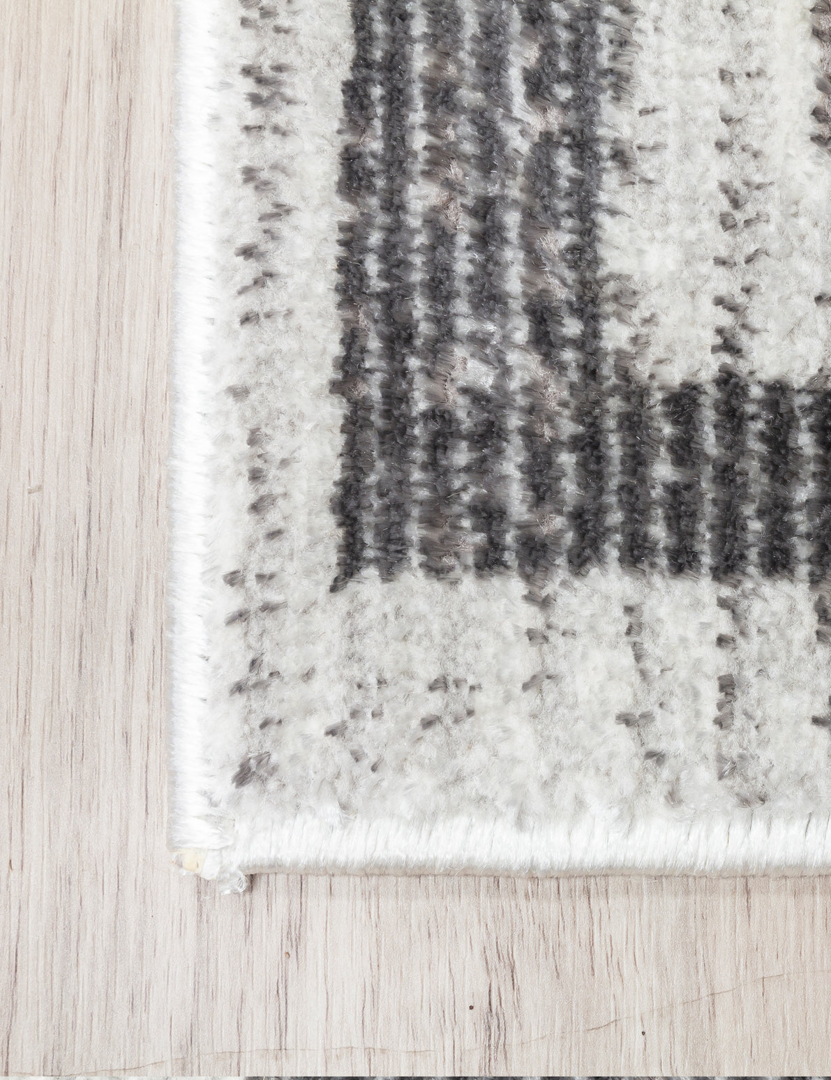 Glitz Art Deco Grey Rugs
