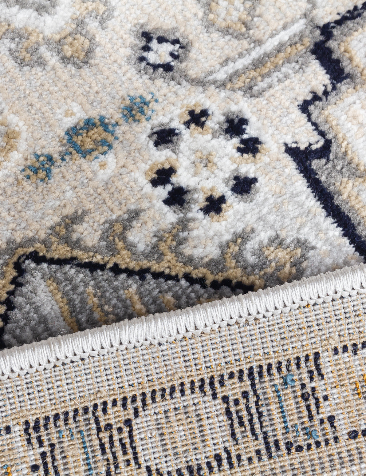 Aziza Medallion Patterned Grey Rugs