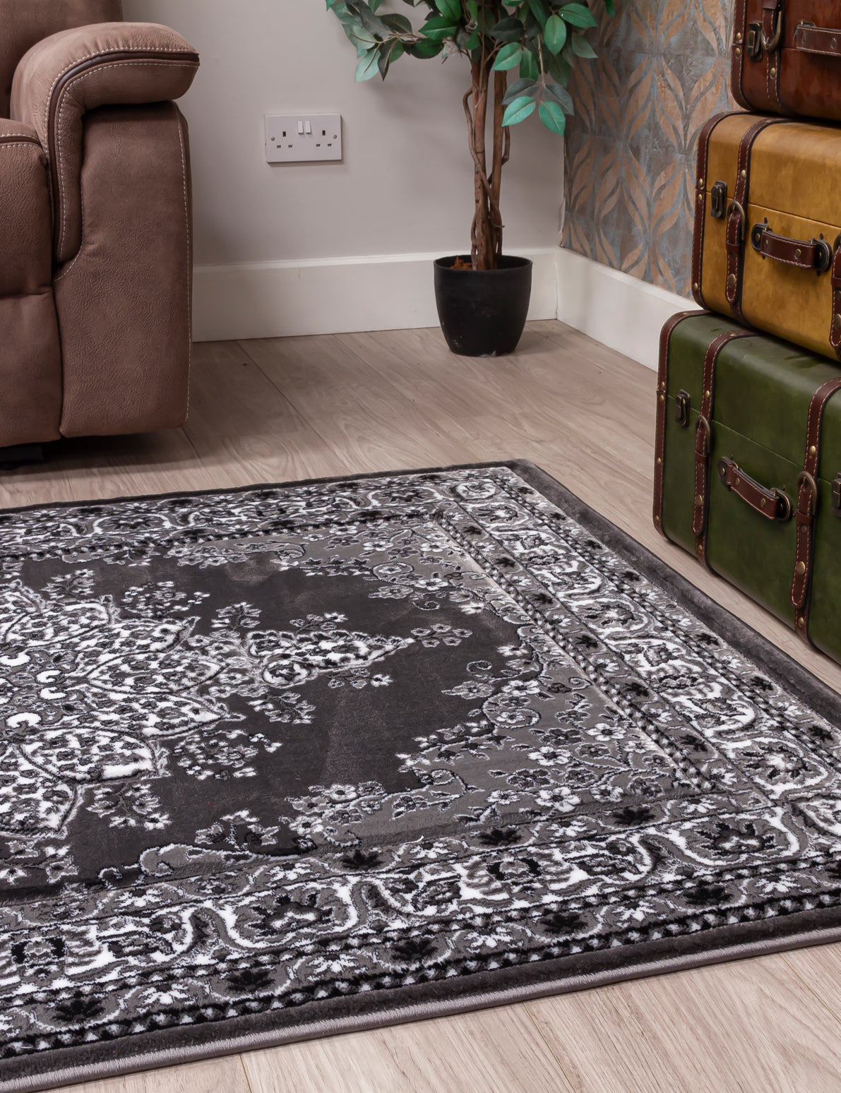Classique Medallion Grey Rugs