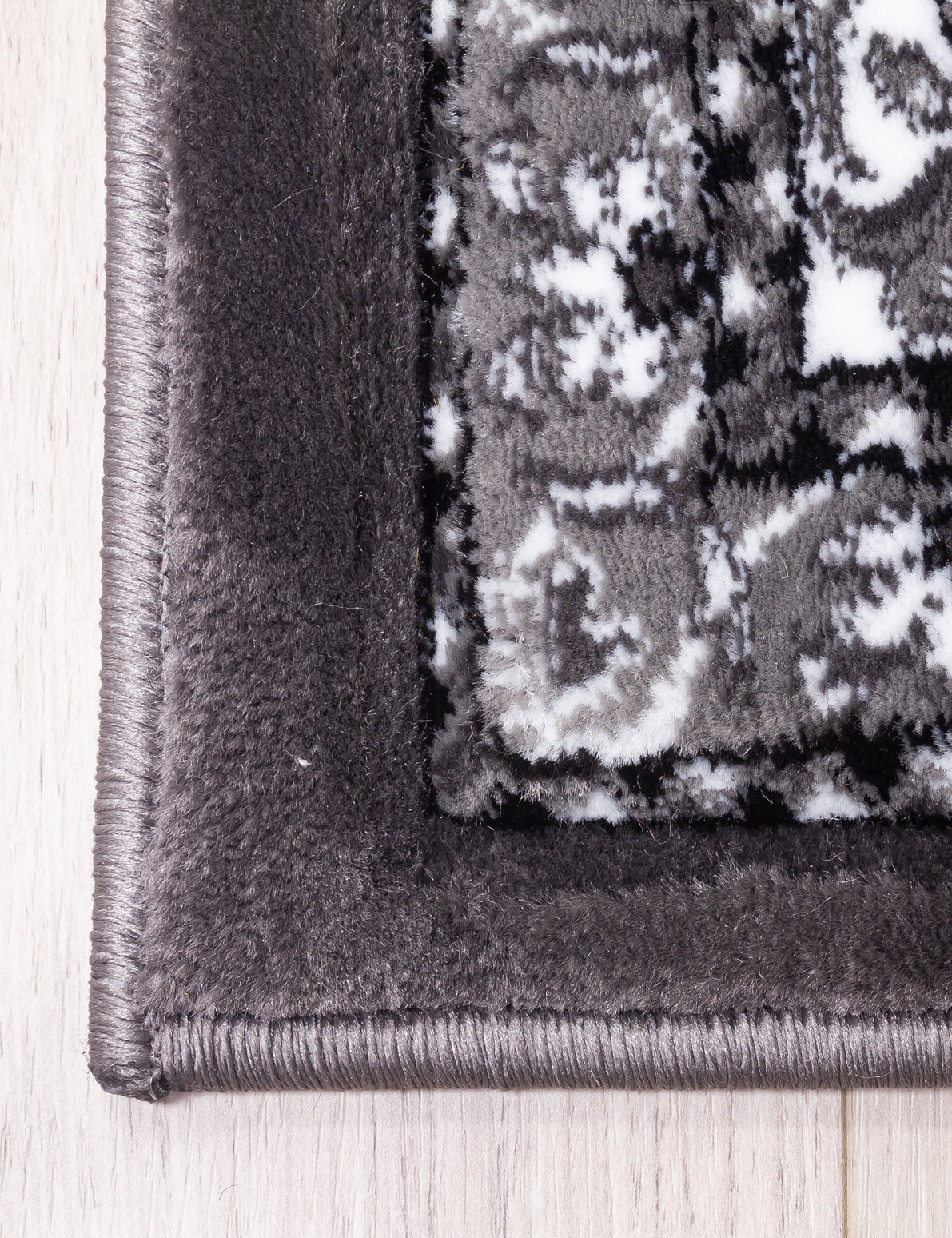 Classique Medallion Grey Rugs