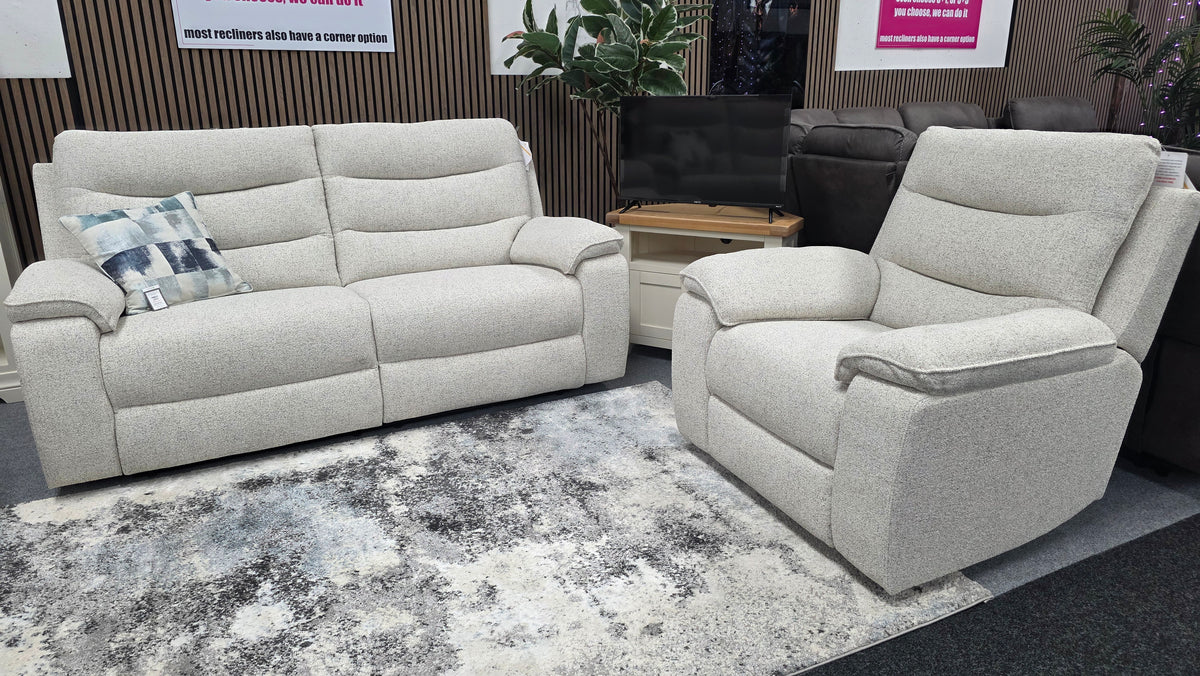 Girona Power Reclining Sofas - Cream Fabric