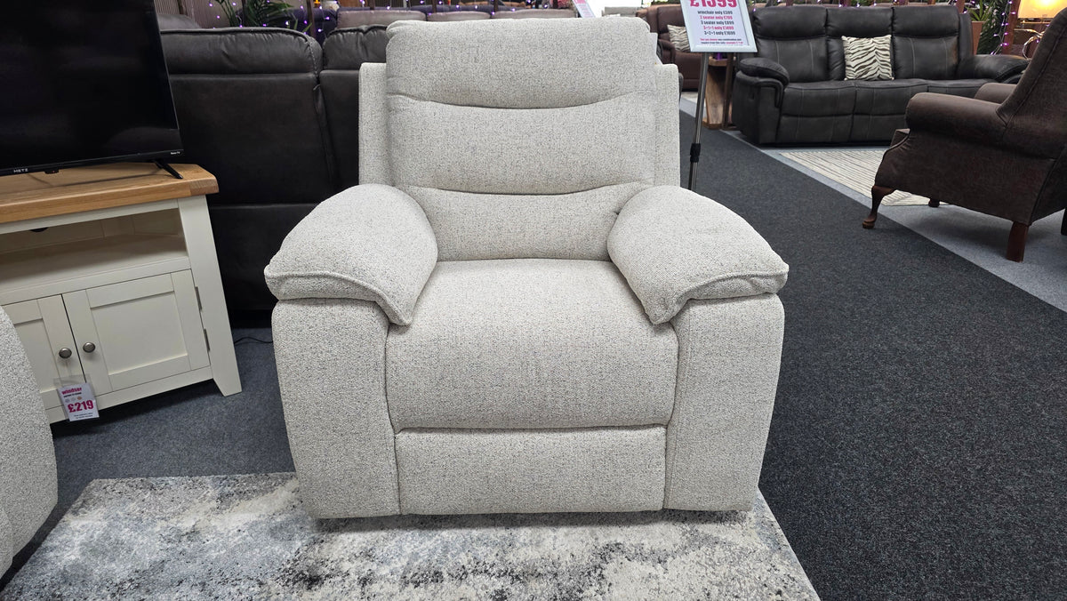 Girona Power Reclining Sofas - Cream Fabric