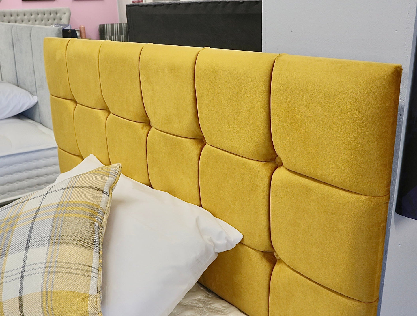 Dura Beds Divan Bed & Cube Headboard Set