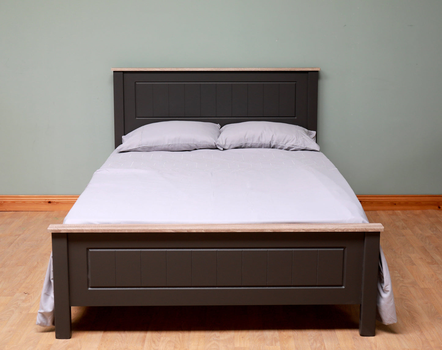 Millwood Wooden Hand Crafted Beds - Choose Your Colours