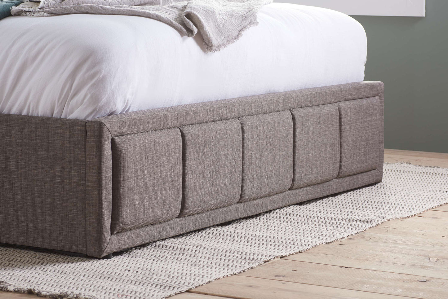 Hannoer Grey Ottoman Storage Bed
