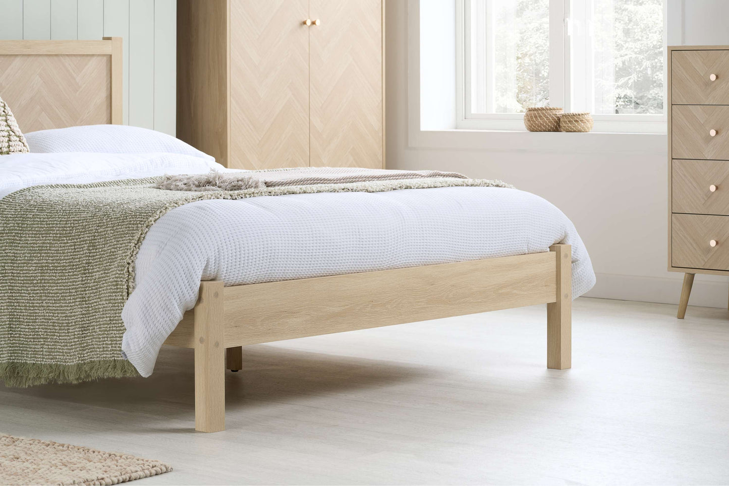 Herringford Wooden Bed