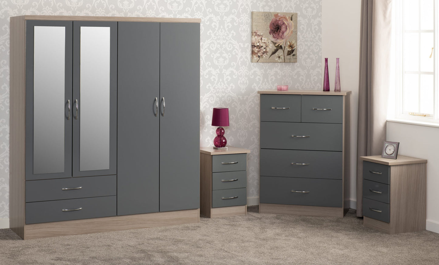 Nevada 4 Door 2 Drawer Mirrored Wardrobe Bedroom Set