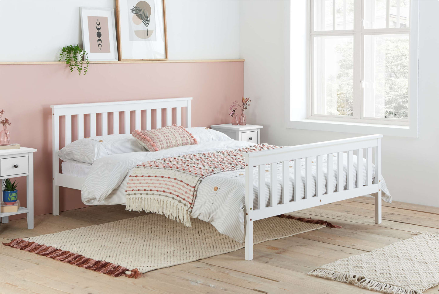 Oxford White Wooden Bed