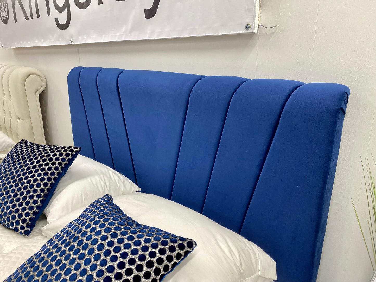 Kingsley Gas Lift Storage Beds - Dreamy Blue
